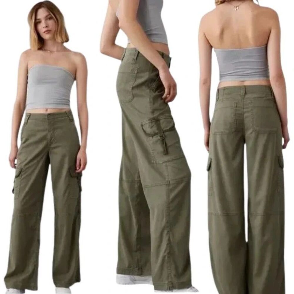 American Eagle Dreamy Drape Super High Rise Cargo Pants Womens Sz 6 Baggy Wide